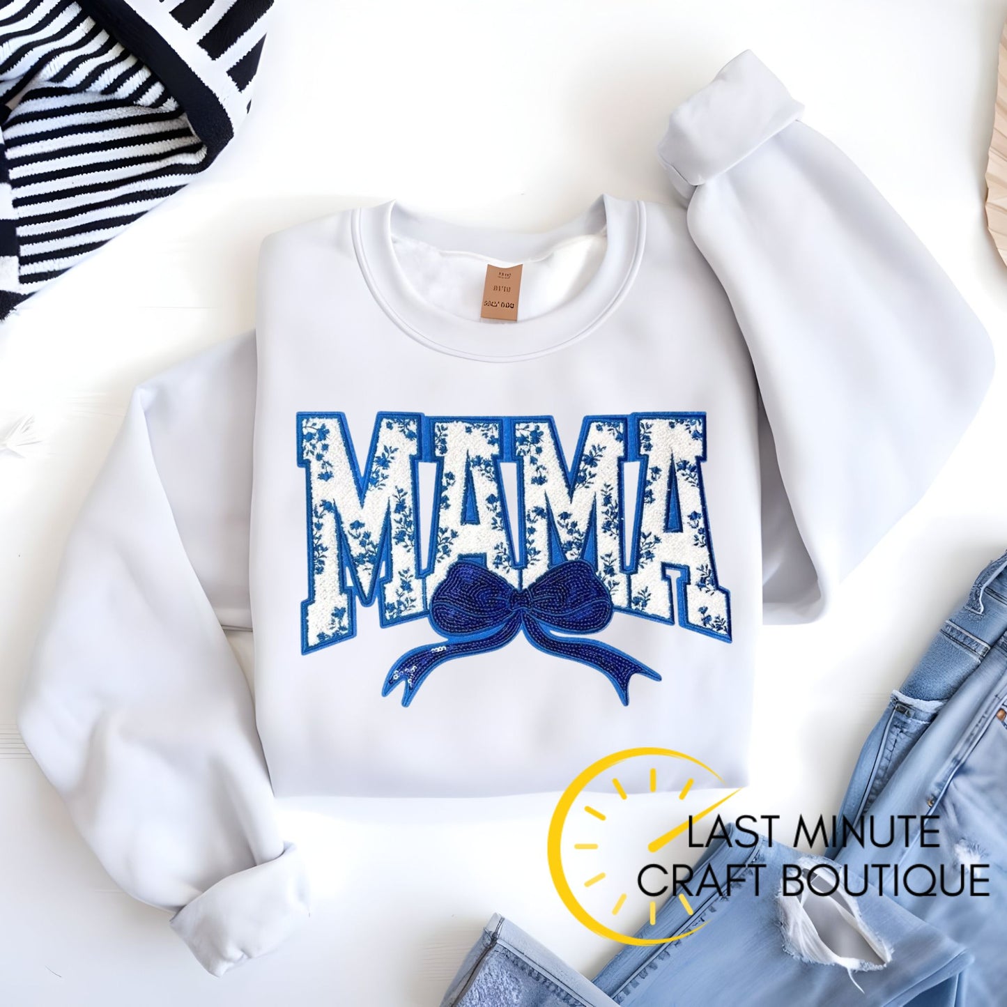 Crewneck with MAMA patch (blue)